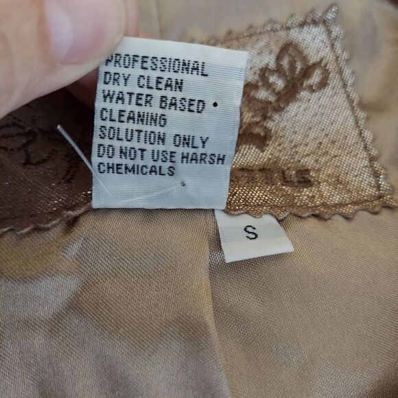 Live a little Leather jacket - Picture 3 of 12